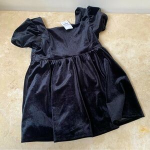 Baby GAP Black Velvet empire waist puff, short Sleeve Dress toddler size 2 NWT!